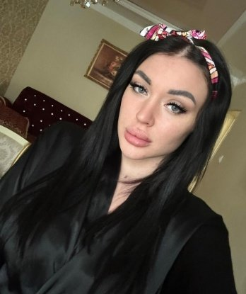 💋🌹
С легкостью создам атмосферу релакса и уюта, чтобы ты почувствовал себя желанным и удовлетворенным.💫
В моем репертуаре широкий спектр услуг - от классики до экспериментов, я с радостью исполню все твои сокровенные фантазии. 💭
Отзывы о моих нежных рукавицах и непревзойденном сервисе говорят сами за себя. Доверься и получи незабываемые эмоции! ✨🔥
Посмотри мои фото, чтобы ощутить мою соблазнительность и красоту. 💃📸
Живу в Москве, где создам неповторимую атмосферу удовольствия и релакса только для тебя. 🌆✨
Доверься мне, и я сделаю твои фантазии ярче и исполню все твои желания. Не упусти возможность насладиться со мной беззаботными мгновениями. 😉🔞 Ольга